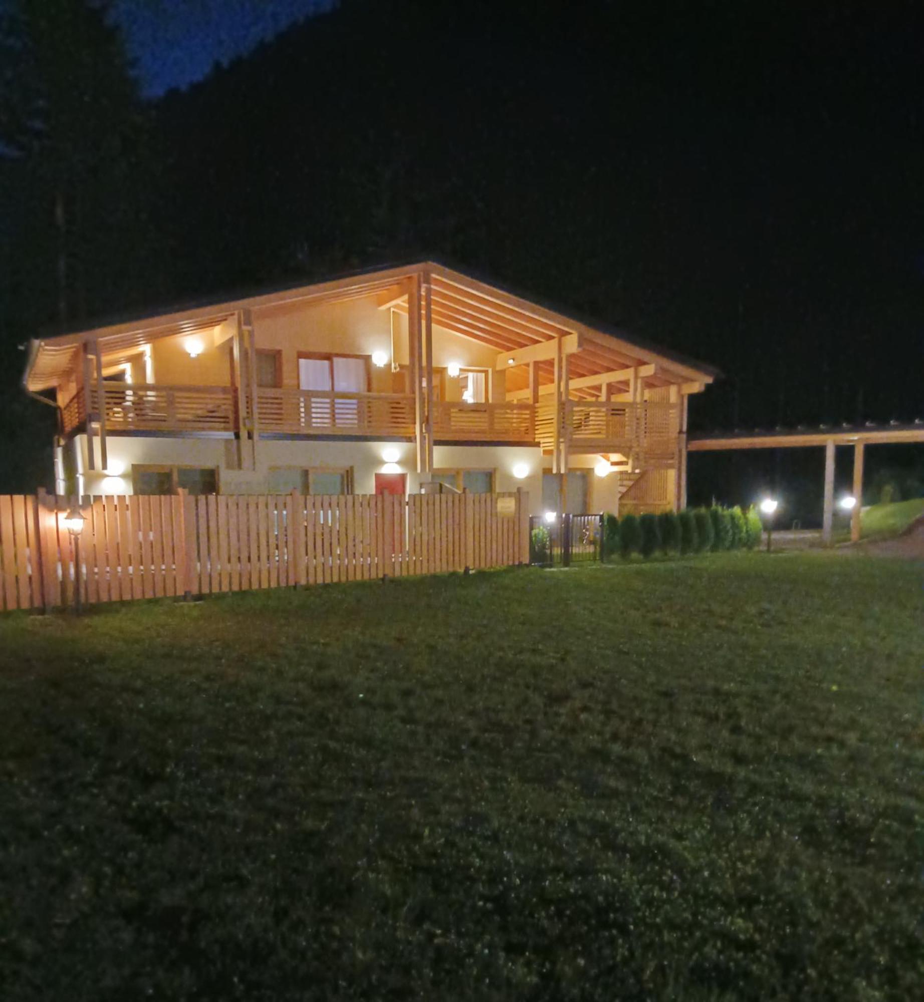 Chalet Relax Molveno E Andalo Dolomiti Villa Exterior photo
